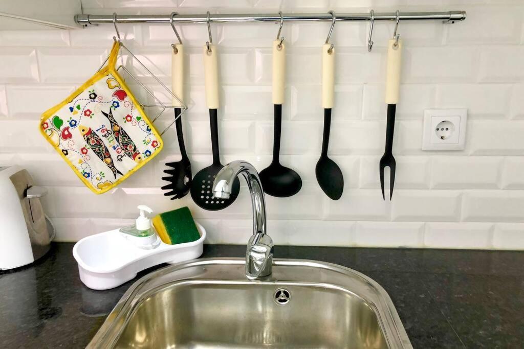 32 2 - Heart Of Lisbon Private Apartment, Bairro Alto المظهر الخارجي الصورة