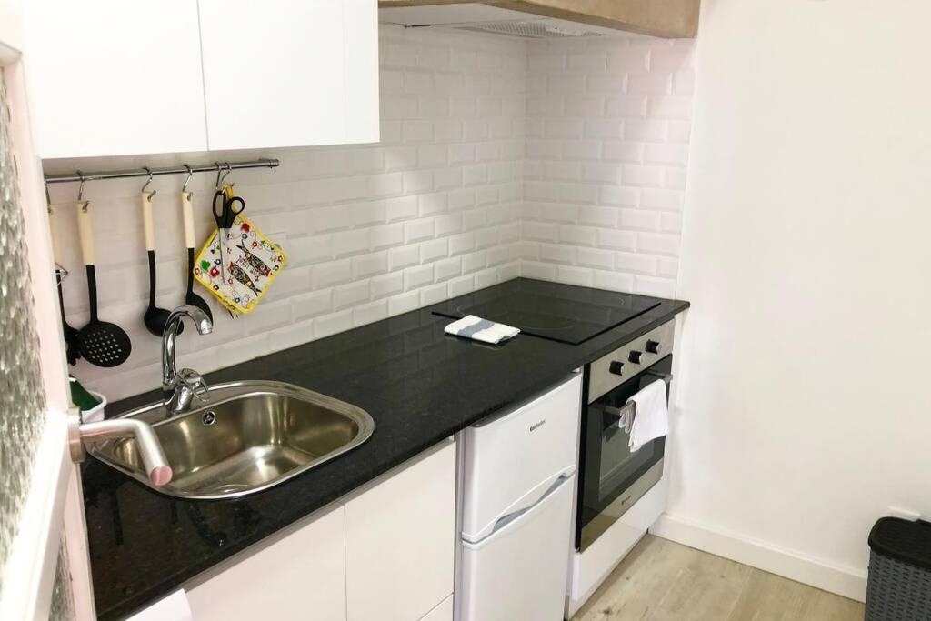 32 2 - Heart Of Lisbon Private Apartment, Bairro Alto المظهر الخارجي الصورة