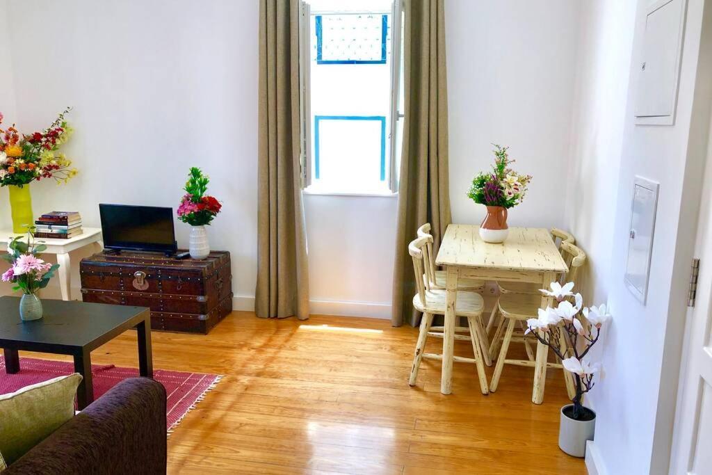 32 2 - Heart Of Lisbon Private Apartment, Bairro Alto المظهر الخارجي الصورة