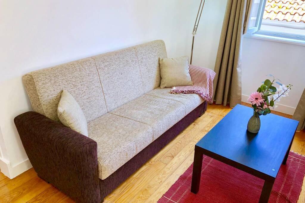 32 2 - Heart Of Lisbon Private Apartment, Bairro Alto المظهر الخارجي الصورة
