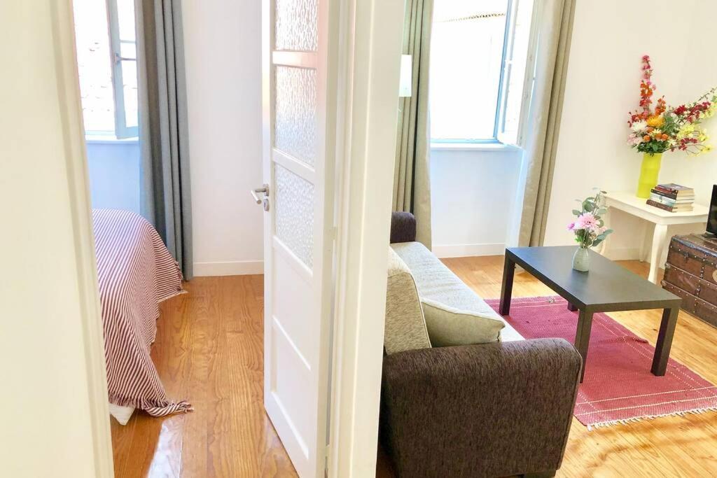 32 2 - Heart Of Lisbon Private Apartment, Bairro Alto المظهر الخارجي الصورة