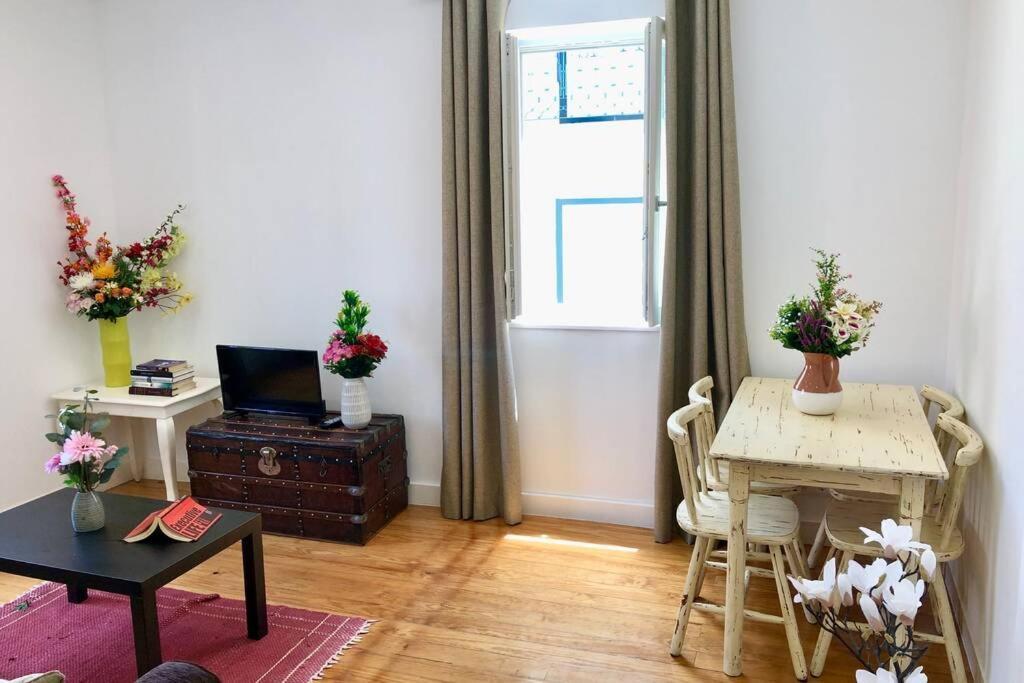 32 2 - Heart Of Lisbon Private Apartment, Bairro Alto المظهر الخارجي الصورة