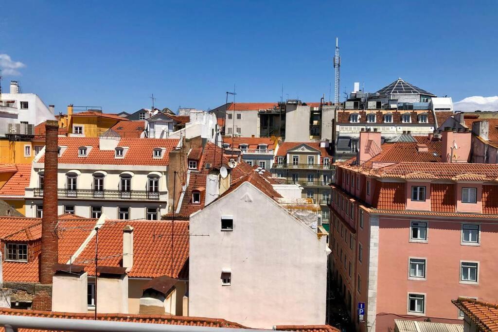 32 2 - Heart Of Lisbon Private Apartment, Bairro Alto المظهر الخارجي الصورة