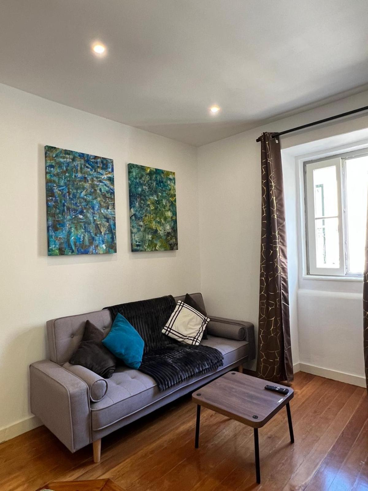 32 2 - Heart Of Lisbon Private Apartment, Bairro Alto المظهر الخارجي الصورة