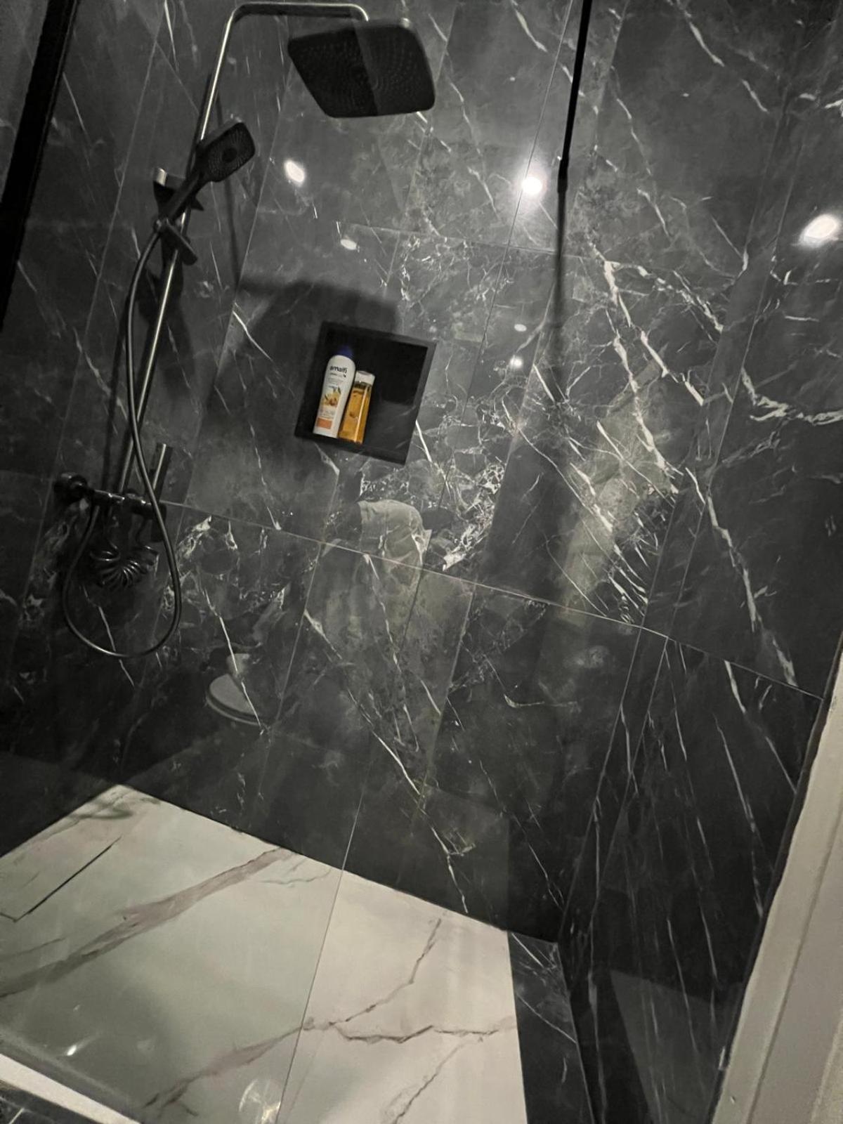 32 2 - Heart Of Lisbon Private Apartment, Bairro Alto المظهر الخارجي الصورة