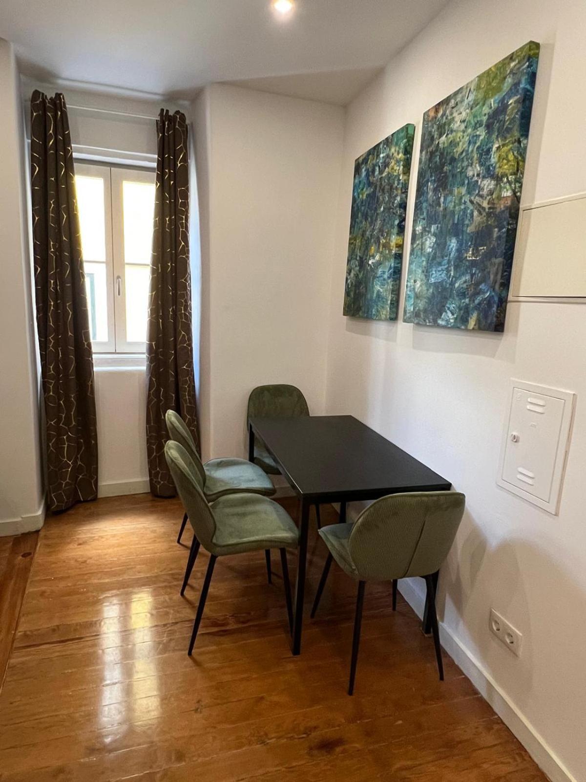 32 2 - Heart Of Lisbon Private Apartment, Bairro Alto المظهر الخارجي الصورة